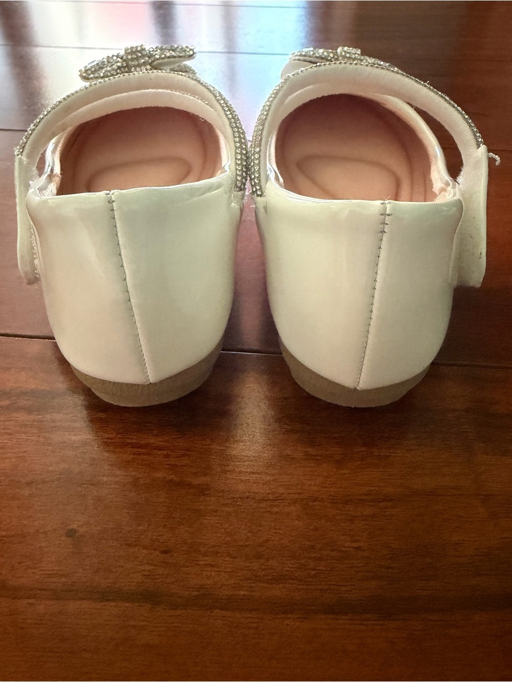 Link Ivory Dress Mary Jane Shoes with Rhinestone Bow Size 11 - Picture 4 of 10